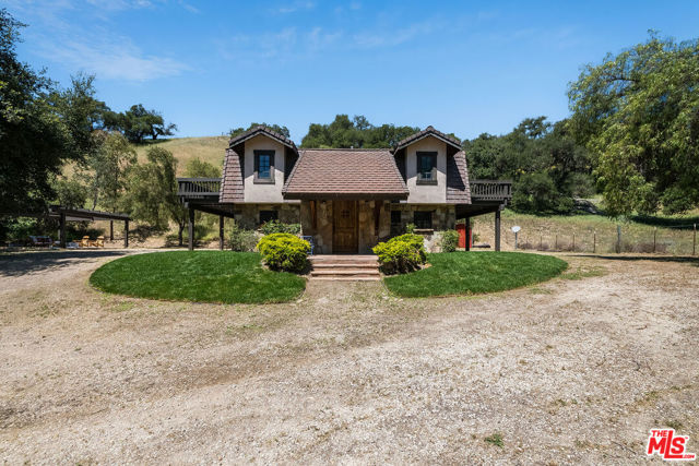 3333 & 3349 Long Valley Road, Santa Ynez CA: https://media.crmls.org/mediaz/9a1d07dd-0b70-437c-a97f-01fdb1d025c1.jpg