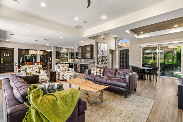 851 Mesa Grande Drive, Palm Desert, CA 92211
