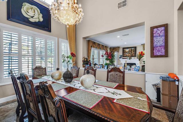 6013 Kingsmill Ter, Dublin CA: https://media.crmls.org/mediaz/9a1eddff-017b-4801-9146-b4462ac368b4.jpg