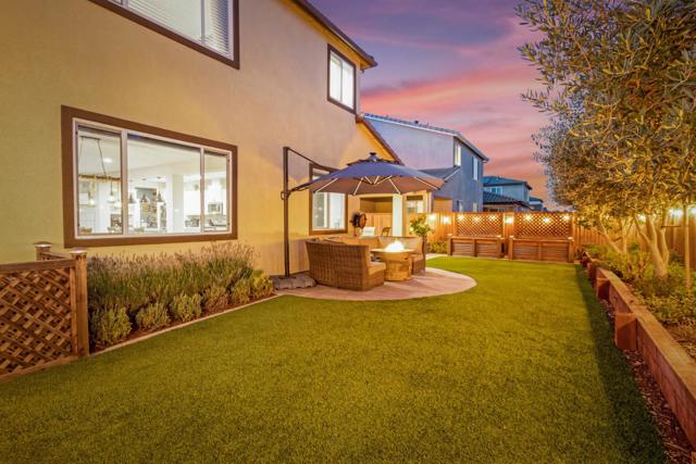 691 Toledo Drive, Hollister CA: https://media.crmls.org/mediaz/9a1fb0a1-2651-4b92-a780-42876c9619b6.jpg
