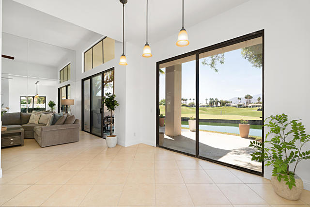 80471 Oak Tree, La Quinta CA: https://media.crmls.org/mediaz/9a1ffee7-1655-499c-b79c-53eeb76ca045.jpg