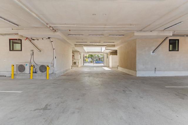 30 S 22nd Street, San Jose CA: https://media.crmls.org/mediaz/9a2046fd-c4a7-44e0-9a2c-40c5c230f560.jpg