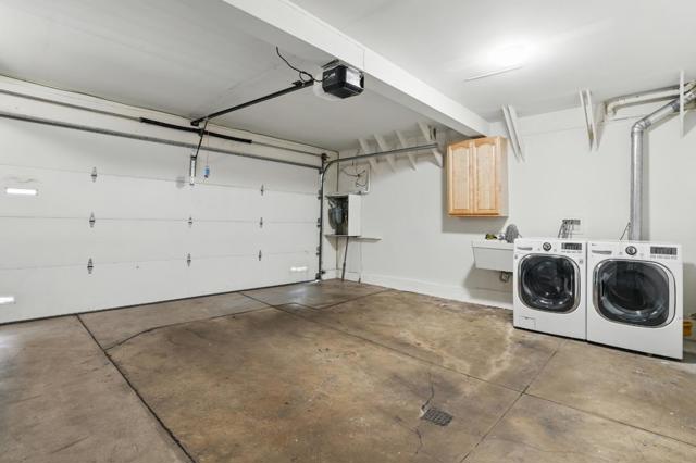 212 Sweeny Street, San Francisco CA: https://media.crmls.org/mediaz/9a209877-1f77-42d6-b570-f73b1e1f652d.jpg