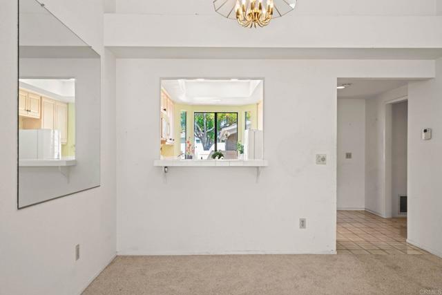 Detail Gallery Image 15 of 43 For 1015 Gleneagles Pl, Vista,  CA 92081 - 2 Beds | 2 Baths