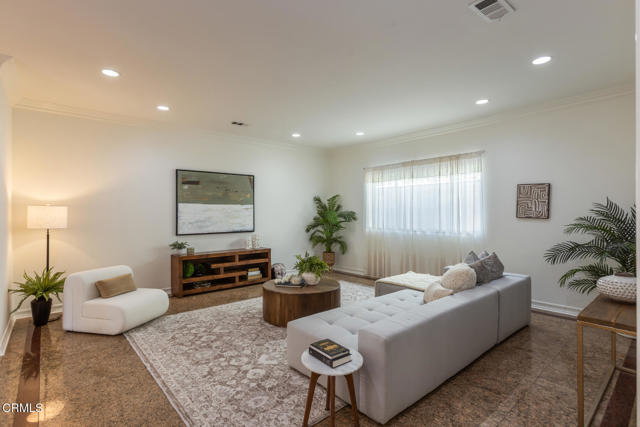 Detail Gallery Image 22 of 70 For 4926 Crown Ave, La Canada Flintridge,  CA 91011 - 3 Beds | 3/1 Baths