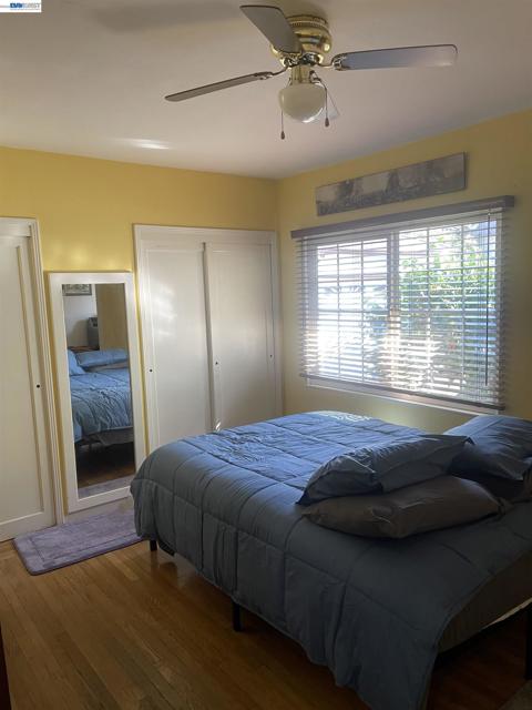 1256 Glen Drive, San Leandro CA: https://media.crmls.org/mediaz/9a2264e6-63e1-496f-aed8-a5f4547f51c9.jpg