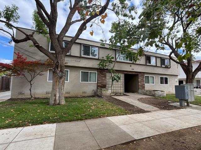 358 N 7th Street, San Jose CA: https://media.crmls.org/mediaz/9a22d146-3d67-4fce-b00c-6e7db2a4b93f.jpg
