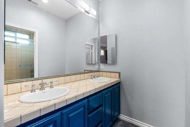 56648 Palms Drive, La Quinta CA: https://media.crmls.org/mediaz/9a22dfce-c7ad-4d0d-b29f-8672f71b8854.jpg