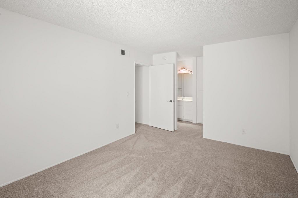 6064 Rancho Mission Rd - photo 14