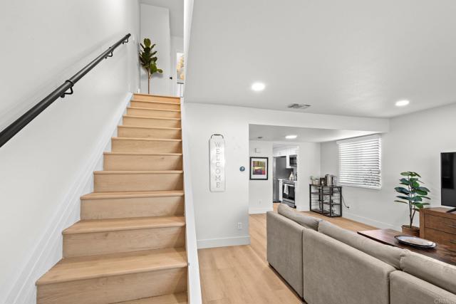 Detail Gallery Image 2 of 39 For 9543 Cottonwood Ave a,  Santee,  CA 92071 - 2 Beds | 1/1 Baths