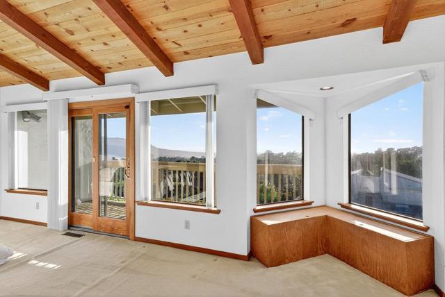 3475 Edgefield Place, Carmel CA: https://media.crmls.org/mediaz/9a2301c4-a5af-4847-95b9-58e15ee045d6.jpg