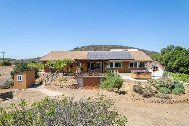 Detail Gallery Image 60 of 60 For 945 El Paseo, Vista,  CA 92084 - 4 Beds | 3 Baths