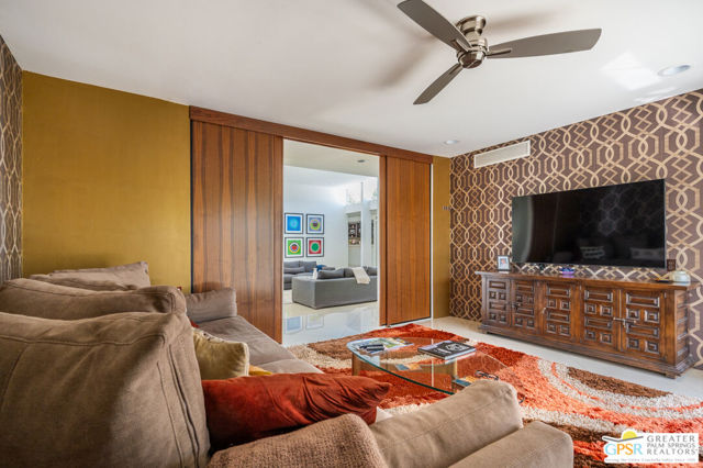 1925 S Joshua Tree Place, Palm Springs CA: https://media.crmls.org/mediaz/9a24dfb1-99fa-47aa-9001-8e7b8ecaa53b.jpg
