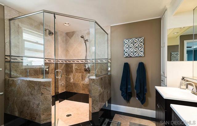 243 Horizon Hills, El Cajon CA: https://media.crmls.org/mediaz/9a250473-c96d-433f-89d3-51a9bd58bf8c.jpg