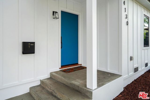 4130 VERDUGO VIEW Drive, Los Angeles CA: https://media.crmls.org/mediaz/9a250a72-1f0b-4f64-893b-afb309932025.jpg