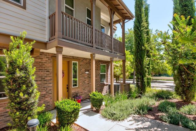 4053 Clare Street, Dublin CA: https://media.crmls.org/mediaz/9a26d48d-ccf5-487c-b74a-15bc8b417236.jpg