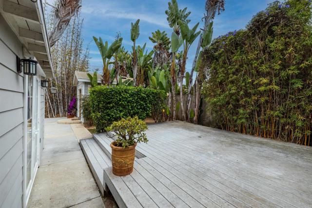 393 Date Avenue, Carlsbad CA: https://media.crmls.org/mediaz/9a27032b-f4d0-4a02-97ef-c0914eb550b3.jpg