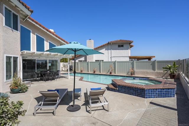 6968 Talisman Ct, San Diego CA: https://media.crmls.org/mediaz/9a274219-1170-4eea-86dd-d27a196098bd.jpg