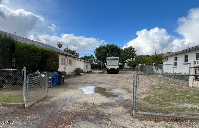 Detail Gallery Image 11 of 20 For 521 Temescal St, Piru,  CA 93040 - 3 Beds | 1 Baths