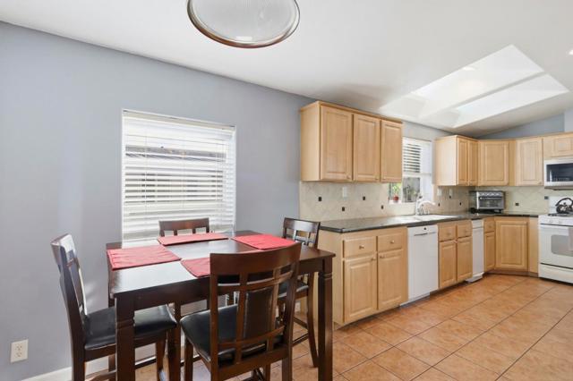 125 N Mary Avenue, Sunnyvale CA: https://media.crmls.org/mediaz/9a2b0acd-e441-41dc-8c36-e00025c198d1.jpg