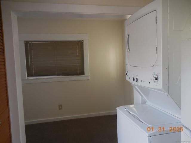 Image 12 of 20 For 711 Robinson Avenue