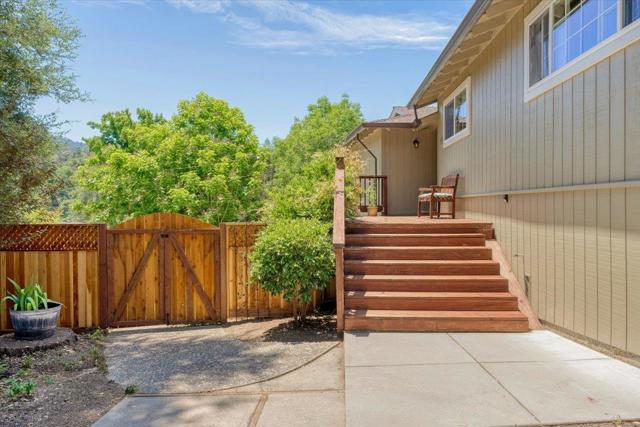 335 Hallsons Lane, Ben Lomond CA: https://media.crmls.org/mediaz/9a2bd972-ba9f-4781-b37e-fba8deeac70a.jpg