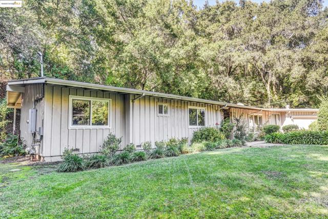 7 Saint Stephens Dr, Orinda CA: https://media.crmls.org/mediaz/9a2c30fb-b6e4-49d0-812d-9531da4f0bfa.jpg