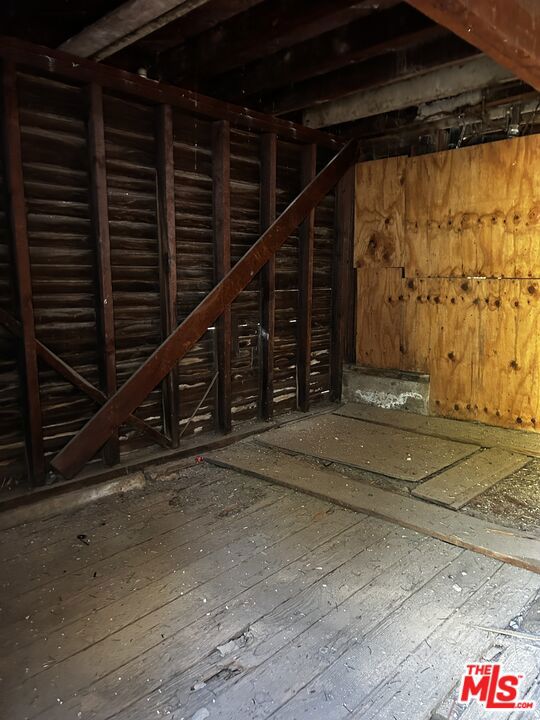 543 S Chicago Street, Los Angeles CA: https://media.crmls.org/mediaz/9a2c66dd-e906-433b-b91a-c412d2a31e58.jpg