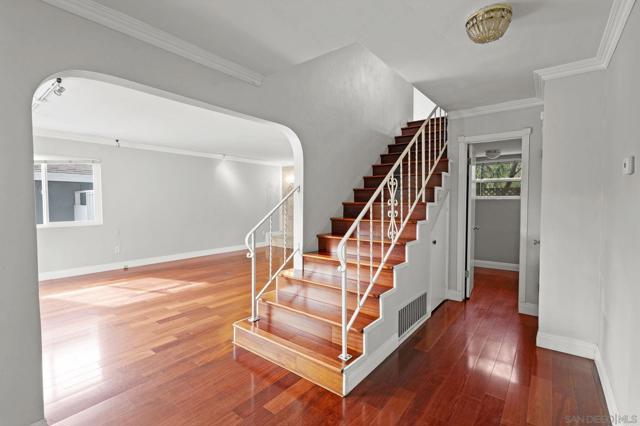 2634 38 Juan St, San Diego CA: https://media.crmls.org/mediaz/9a2cf7f9-54a5-4bdc-a3ef-dd2b5a5d3a86.jpg