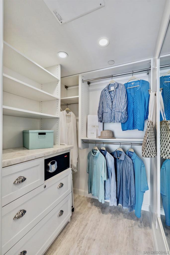 MLS #250025535SD img 18