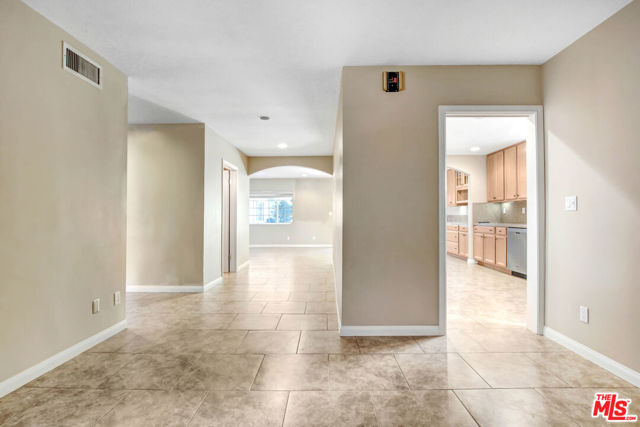 2623 S Beverly Drive, Los Angeles CA: https://media.crmls.org/mediaz/9a2dae6d-65bf-4e7f-8194-63d40ff53126.jpg