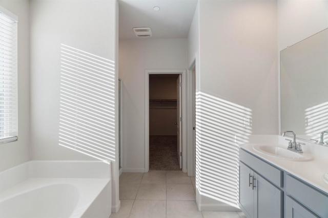 10190 Ashlar, Elk Grove CA: https://media.crmls.org/mediaz/9a2efbdc-a3cc-4d9b-af7e-322109079c8e.jpg