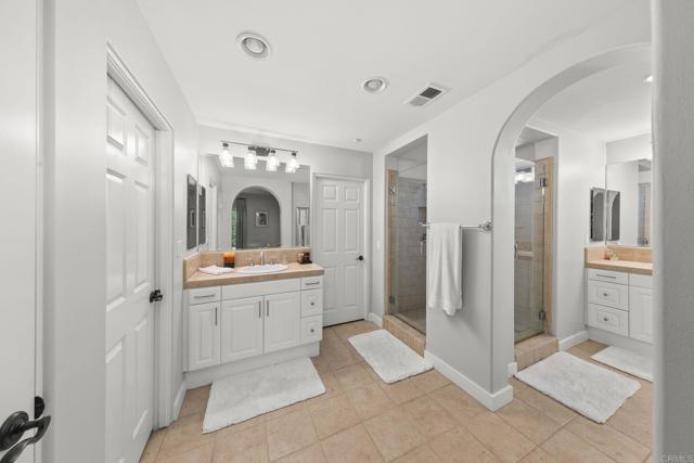 Detail Gallery Image 26 of 32 For 14586 Luna Media, San Diego,  CA 92127 - 4 Beds | 5 Baths