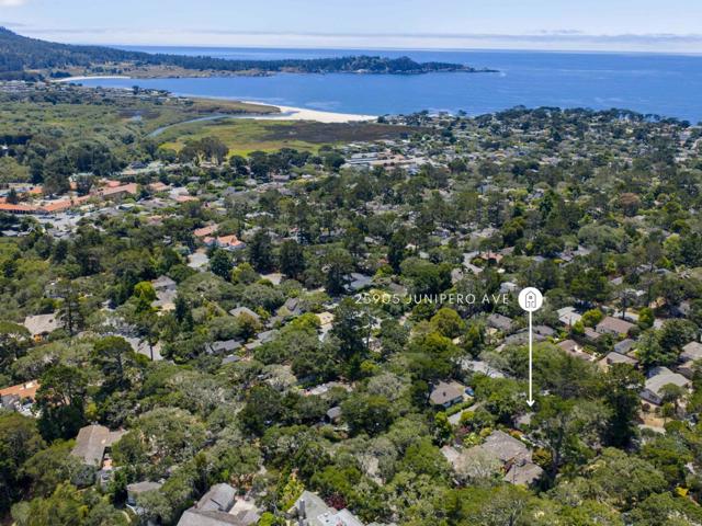 25905 Junipero Avenue, Carmel CA: https://media.crmls.org/mediaz/9a30bbff-83db-4a32-88f3-04834fd7c598.jpg