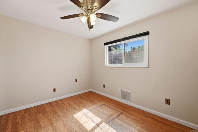 Image 16 of 25 For 1031 Country Club Drive