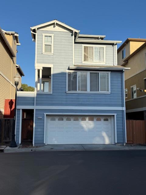 1391 State Street,  CA: https://media.crmls.org/mediaz/9a31ef6b-740a-4498-97c5-39b3de26c1cb.jpg