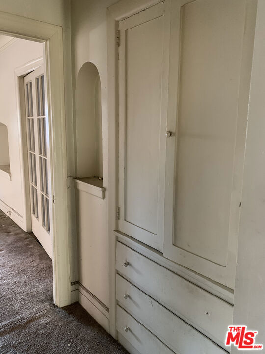 4260 S Figueroa Street, Los Angeles CA: https://media.crmls.org/mediaz/9a34713e-7be5-4d56-9c0b-76143d749080.jpg