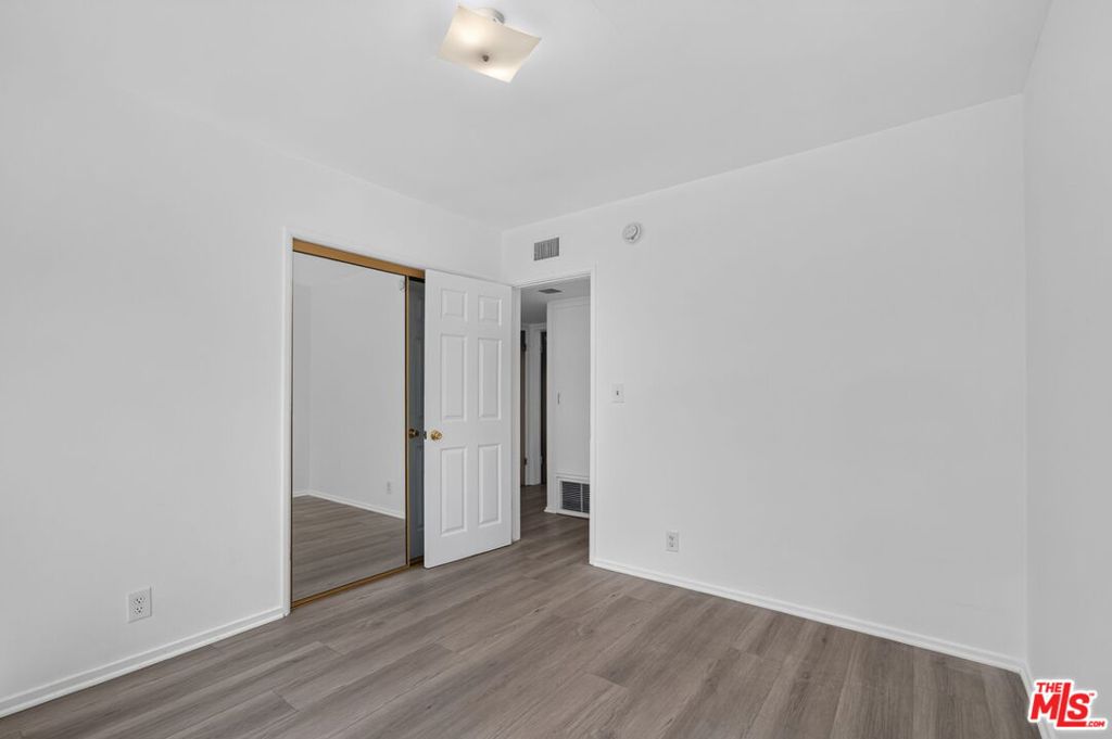 MLS #26987155 image #28