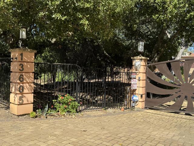 13605 Surrey Lane, Saratoga CA: https://media.crmls.org/mediaz/9a350678-b991-49d4-93f8-e7fee45b5871.jpg