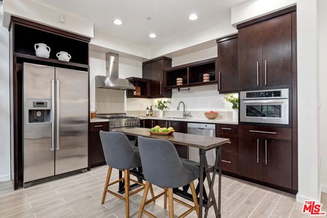 13045 Pacific Promenade, 127 photo 6