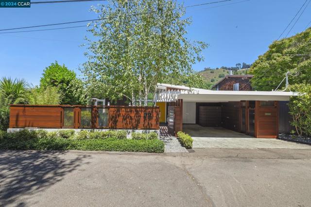 Image 10 of 60 For 99 Evergreen Lane