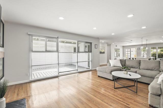 Detail Gallery Image 15 of 33 For 4625 Glacier Ave, San Diego,  CA 92120 - 3 Beds | 2 Baths