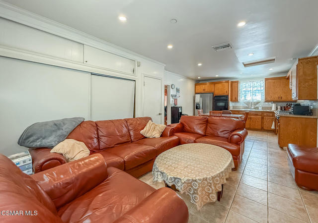 Image 18 of 46 For 1041 Ruberta Avenue