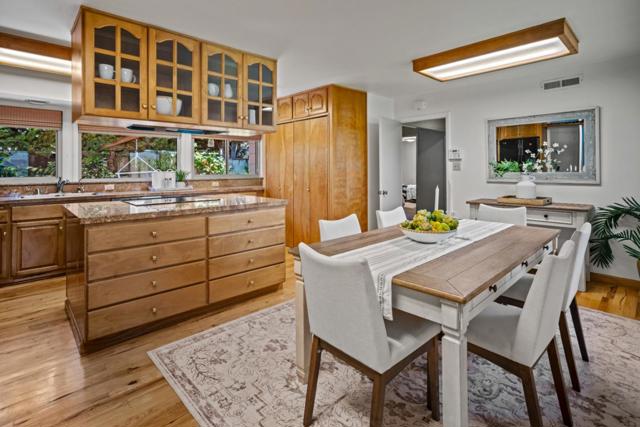 30 Santa Ana Drive, Salinas CA: https://media.crmls.org/mediaz/9a386303-1ee9-40f7-8991-40ce5ab33a1c.jpg
