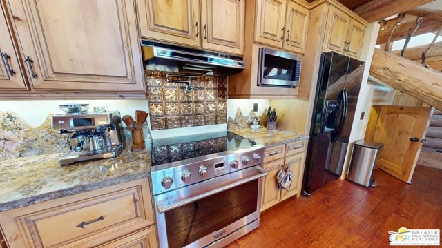 60164 Devils Ladder Road, Mountain Center CA: https://media.crmls.org/mediaz/9a3a7f14-b014-4ed0-8dc3-6a47f424094a.jpg
