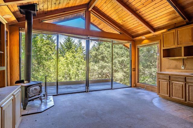 45 Ranch Road, Woodside CA: https://media.crmls.org/mediaz/9a3acf17-a02e-4f85-aebf-c63681435e47.jpg