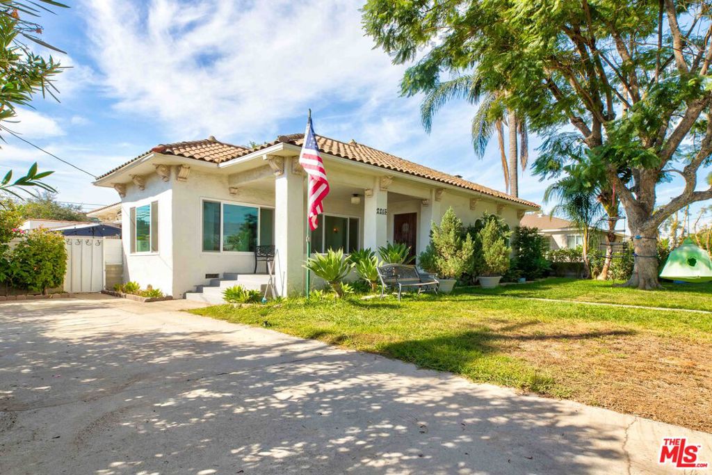 2215 N Niagara Street