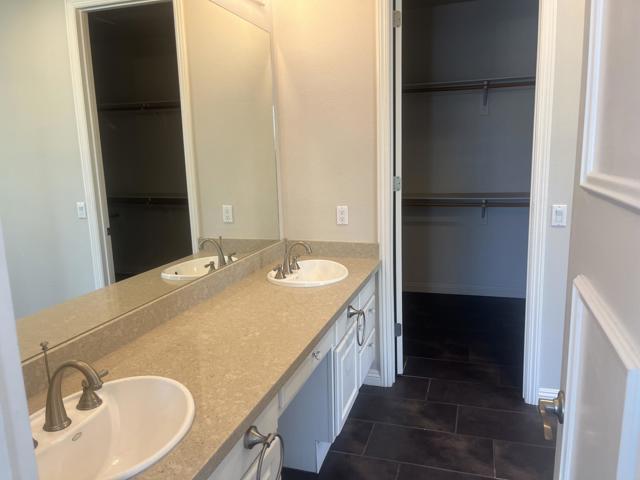 11 Mission Palms W Drive, Rancho Mirage CA: https://media.crmls.org/mediaz/9a3c2b52-9085-4445-b405-23b4757ecd63.jpg