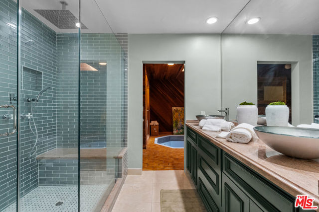 2103 N Hobart Boulevard, Los Angeles CA: https://media.crmls.org/mediaz/9a3c7548-56a1-402c-8228-7a4a9dae0110.jpg