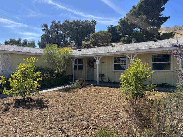 9684 LUTHERAN WAY, Santee CA: https://media.crmls.org/mediaz/9a3d1412-47a0-40a5-9a04-1d2504b24fdc.jpg